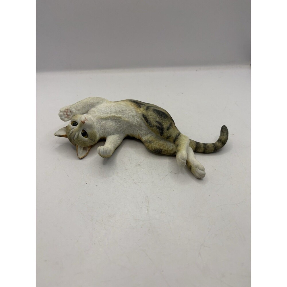 Country Artists Tabby Playful Cat Figurine Resin Green Yellow Eyes 7” Long